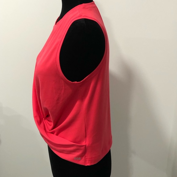 NWOT Pink Twist Front Slightly Cropped Tank - Picture 8 of 10